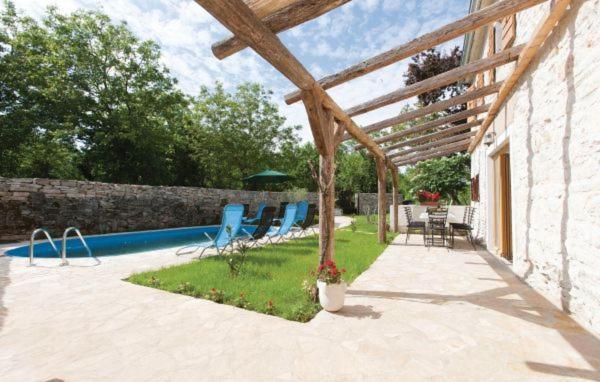 Villa 704 Batlug Luaran gambar