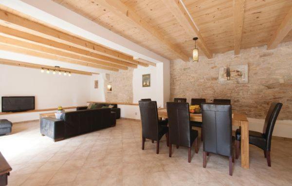 Villa 704 Batlug Luaran gambar