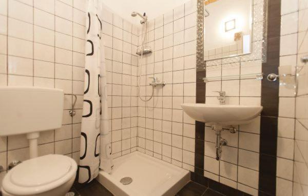 Villa 704 Batlug Luaran gambar
